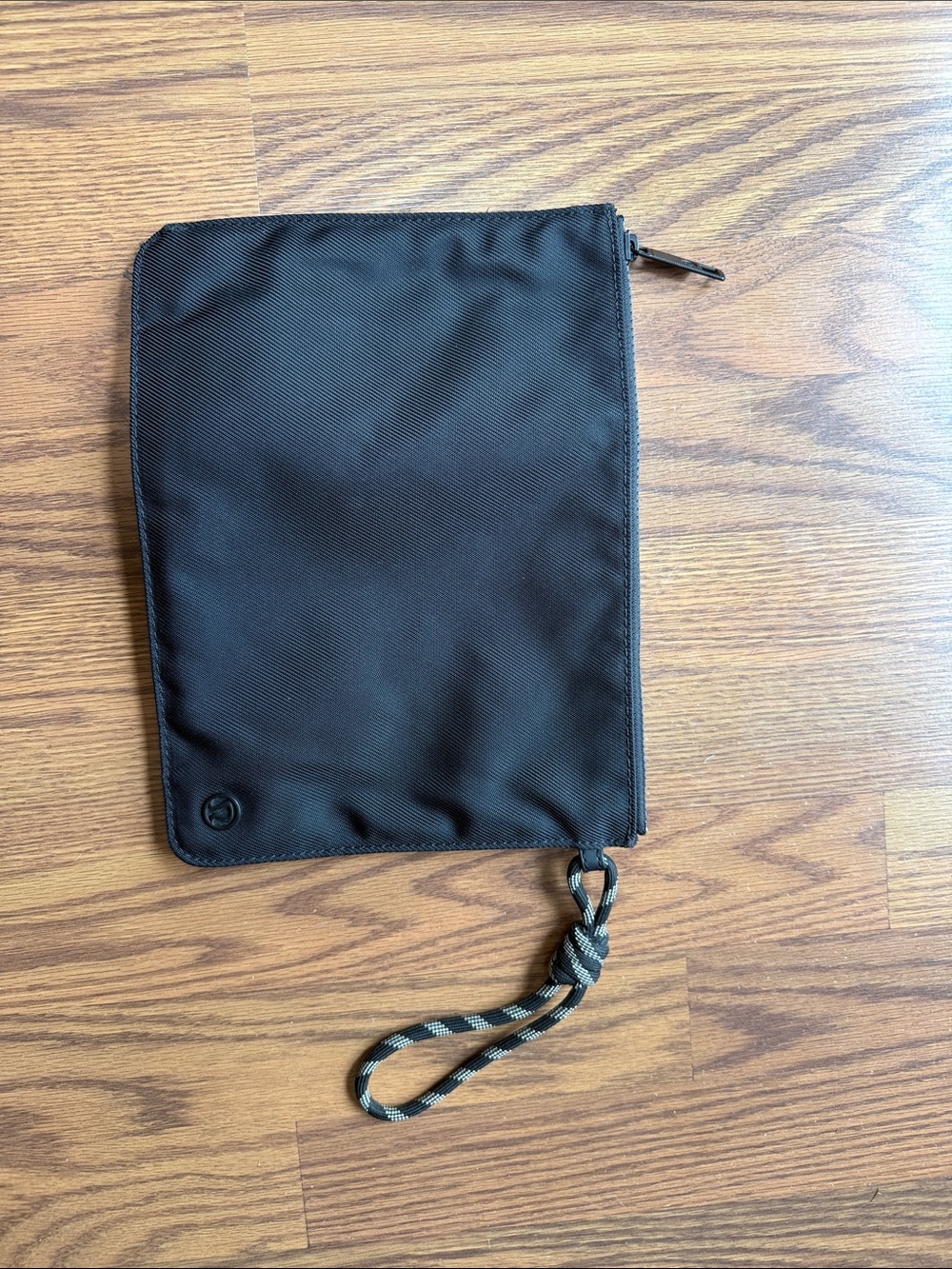 Black Nylon Zip Pouch Wristlet